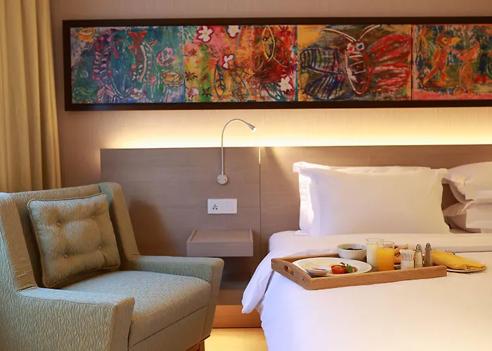 Hotel Sens And