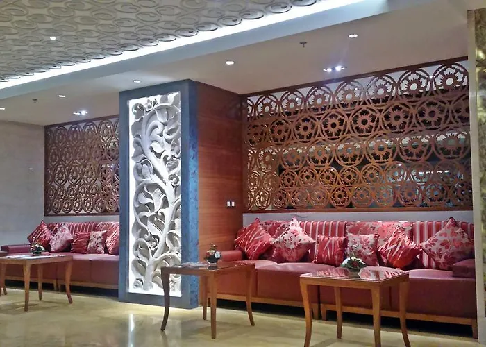 Hotel Sens And 4*
